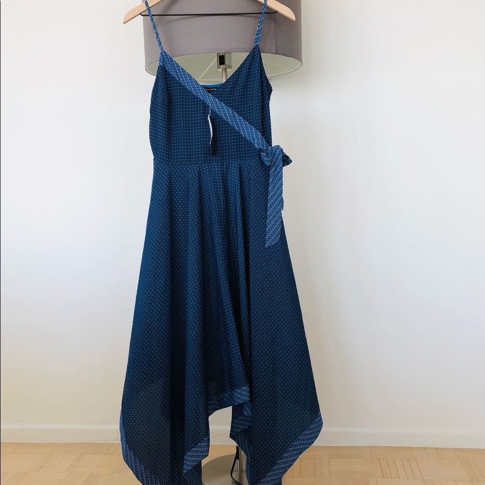Banana Republic Handkerchief hem dress blue Sz 6
